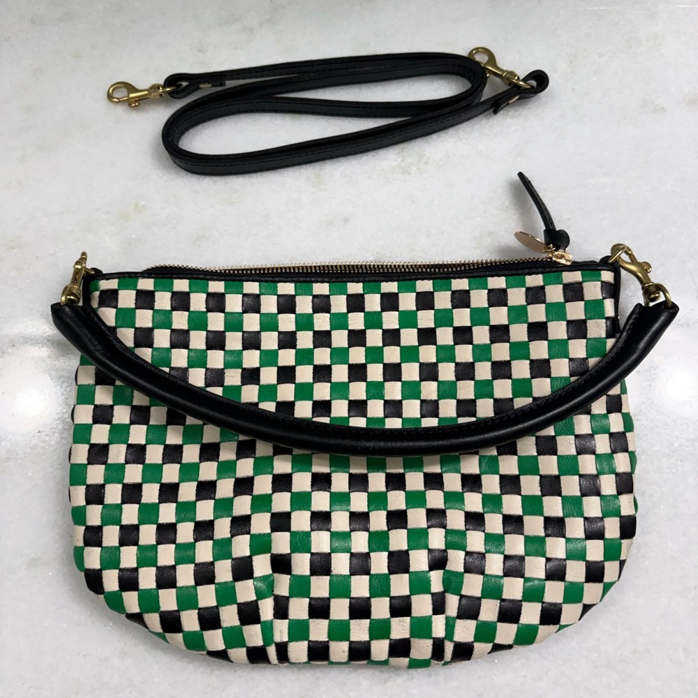 Clare V Petit Moyen - woven black/white/green
